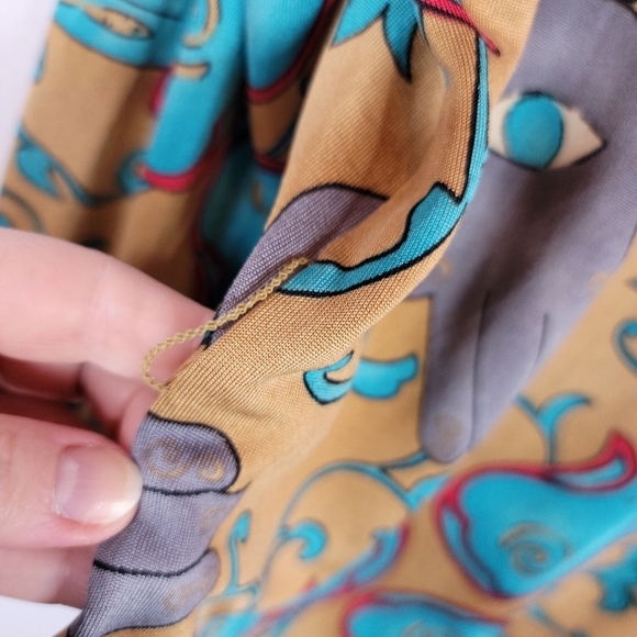 Nieves Lavi Silk Hamsa Blouse - Picture 9 of 10